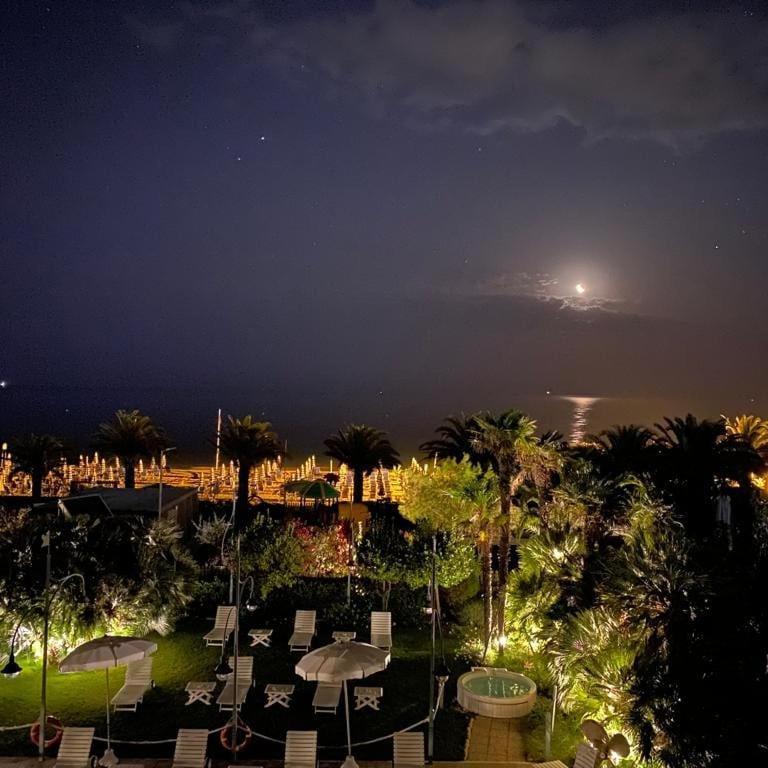 Hotel Parco Delle Rose シルヴィ・マリーナ エクステリア 写真