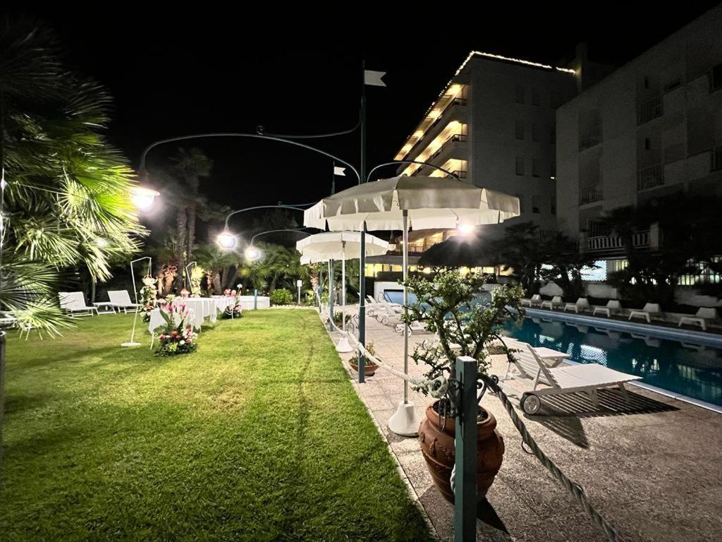 Hotel Parco Delle Rose シルヴィ・マリーナ エクステリア 写真