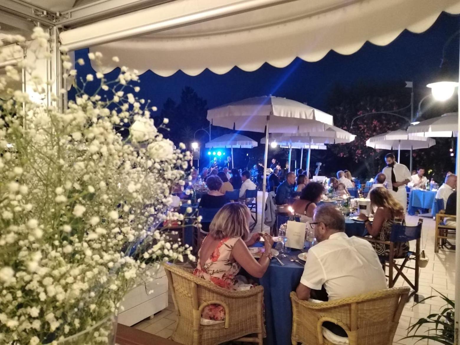 Hotel Parco Delle Rose シルヴィ・マリーナ エクステリア 写真