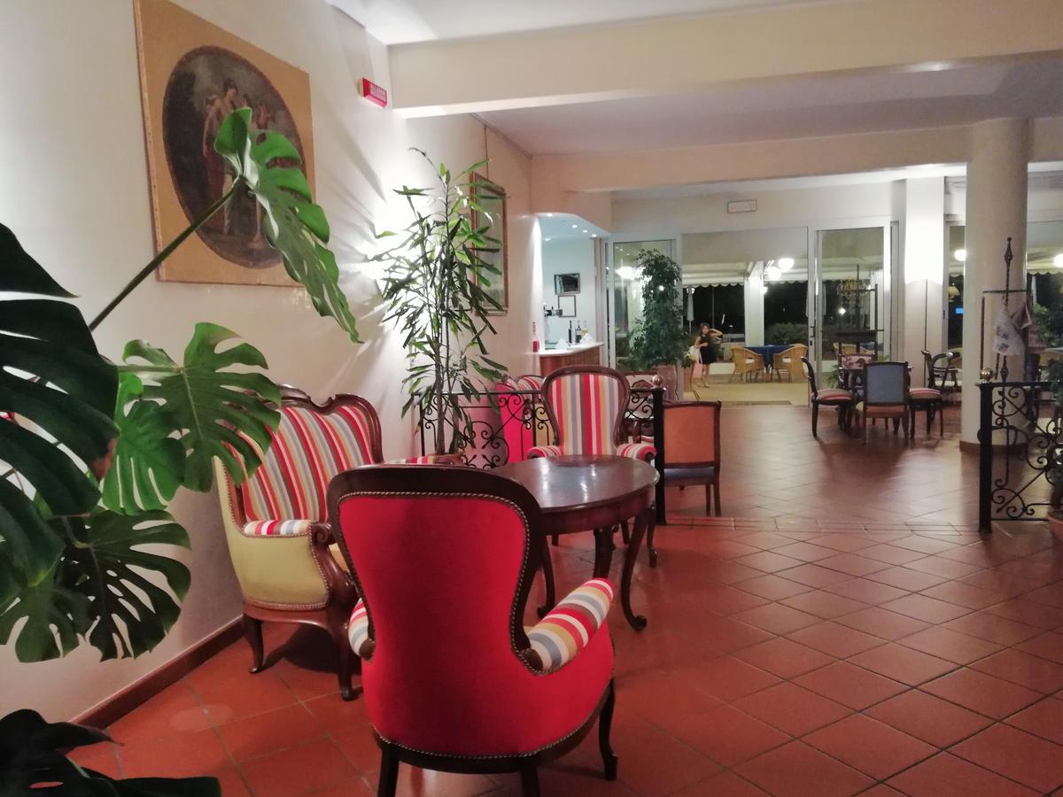 Hotel Parco Delle Rose シルヴィ・マリーナ エクステリア 写真