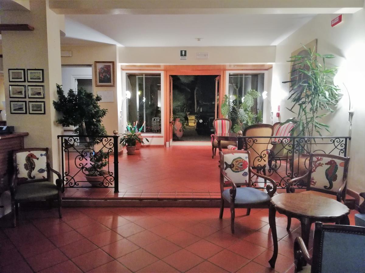 Hotel Parco Delle Rose シルヴィ・マリーナ エクステリア 写真